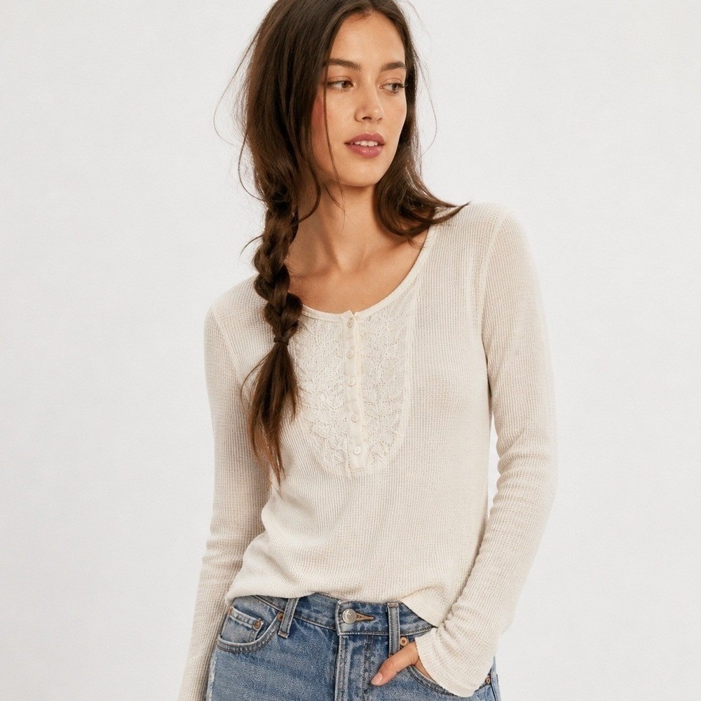Lucky Brand Waffle Knit Henley Top Women Size S Cream Floral Embroidered Cottage